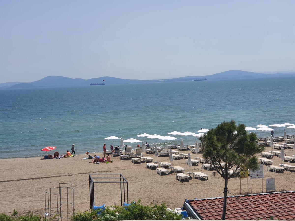 Апартамент Иванови Сарафово Burgas Bagian luar foto