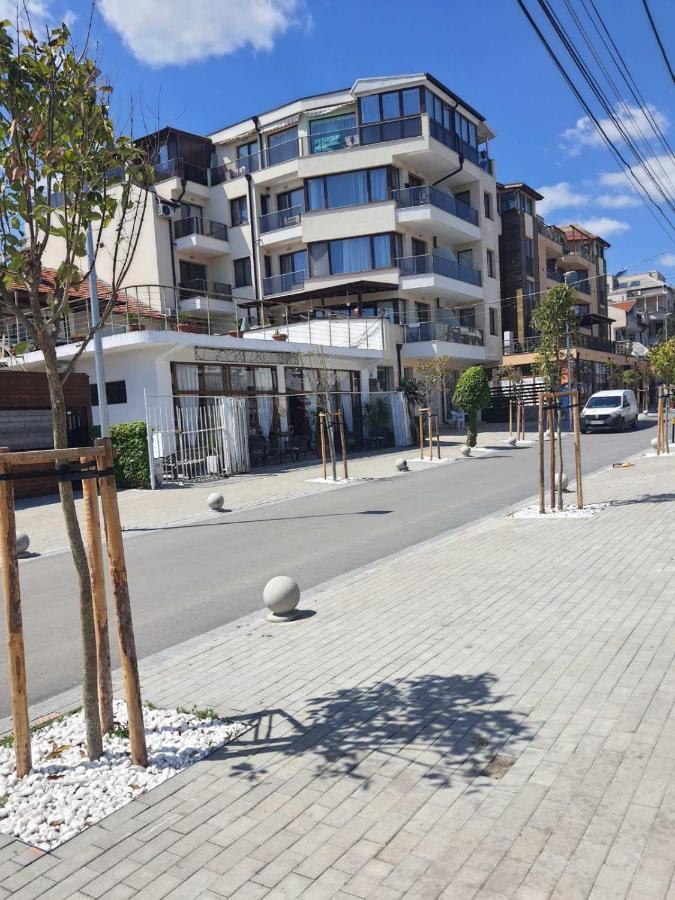 Апартамент Иванови Сарафово Burgas Bagian luar foto