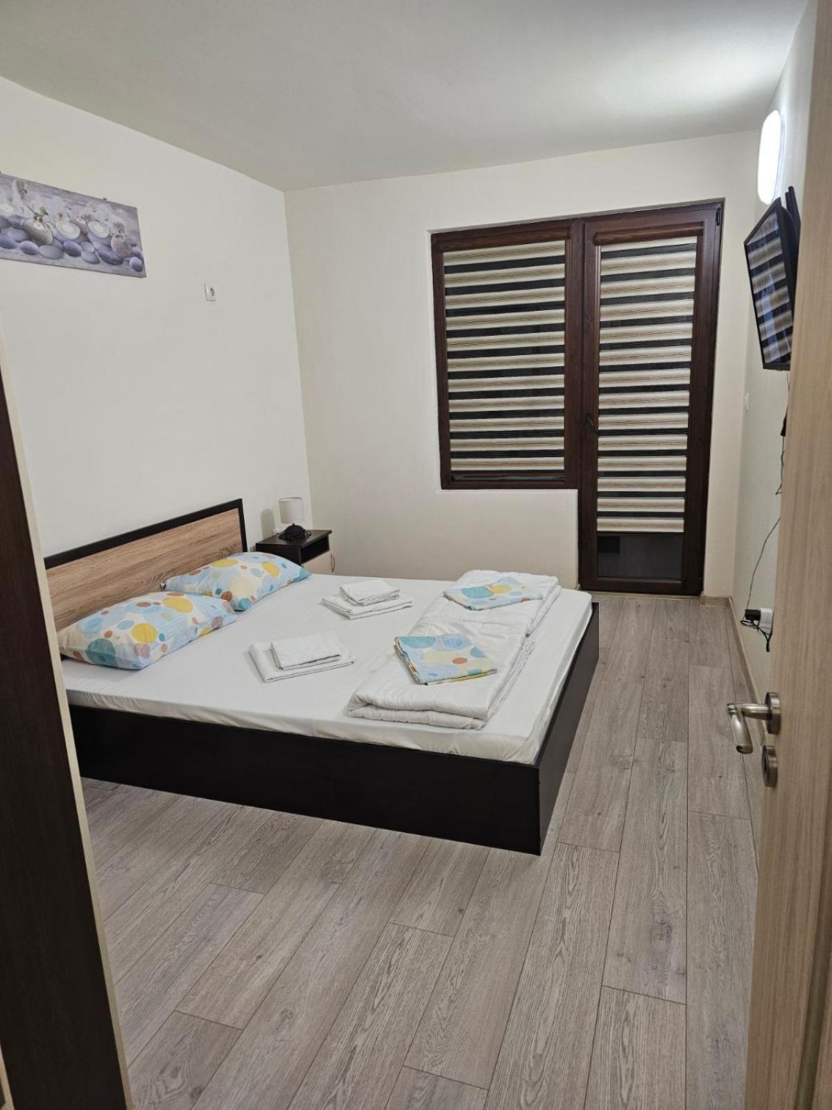 Апартамент Иванови Сарафово Burgas Bagian luar foto